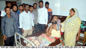 শানুর মিয়াকে দেখতে ওসমানীতে হুমায়ূন রশীদ চত্বর উপ-কমিটির নেতৃবৃন্দ