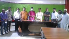 আবৃত্তি শিল্পী মোকাদ্দেস বাবুলের জন্মদিন পালন