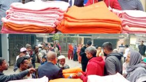 শীতার্তদের মাঝে এনআরবি ব্যাংকের পরিচালক ইমতিয়াজ আহমেদ এর পক্ষ থেকে কম্বল বিতরণ