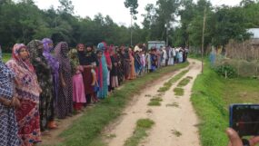 গোলাপগঞ্জে জনস্বার্থের রাস্তায় ‘বাধা’ আইনজীবির বিরুদ্ধে ‘অপপ্রচার’