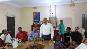আউশকান্দি রশিদিয়া পাবলিক উচ্চ বিদ্যালয় ও কলেজের এডহক কমিটির সভাপতির সাথে অত্র প্রতিষ্ঠানের শিক্ষক-কর্মচারীদের এক মতবিনিময় সভা অনুষ্ঠিত
