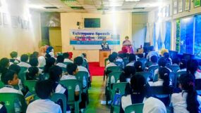 শিক্ষার্থীদের আত্মবিশ্বাস ও নেতৃত্বগুণ বিকাশে স্কলার্সহোমে বক্তৃতা প্রতিযোগিতা
