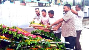 জুলাই স্মৃতিস্তম্ভে সিলেট অনলাইন প্রেসক্লাবের শ্রদ্ধা নিবেদন