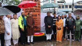 সিলেটে জুলাই শহীদ স্মৃতিস্তম্ভে পুষ্পস্তবক অর্পণ এ দেশে কখনোই ফ্যাসিবাদ ফিরে আসবে না : আব্দুল কাইয়ুম চৌধুরী