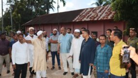 শ্রীরামপুরে সড়ক ও ড্রেনেজ উন্নয়ন কাজ পরিদর্শনকালে সিসিক প্রশাসক