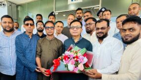 ফুলেল শুভেচ্ছায় মন্ত্রী খন্দকার আব্দুল মুক্তাদিরকে বরণ করল সিলেট জেলা ও মহানগর যুবদল