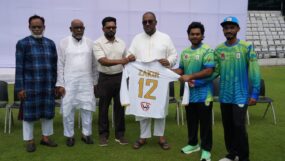 জার্সি উন্মোচন অনুষ্ঠানে সিসিক প্রশাসক